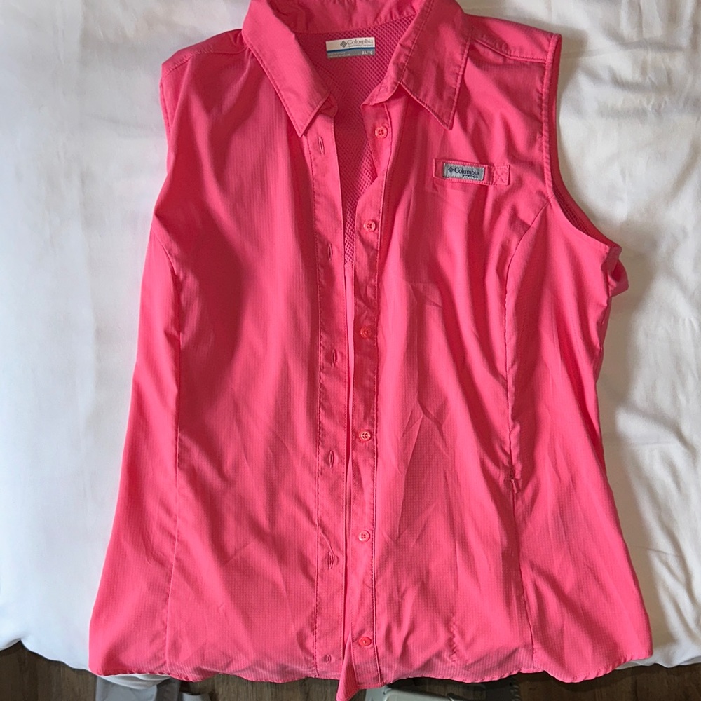Columbia Women's Bright Pink Button Down tank top